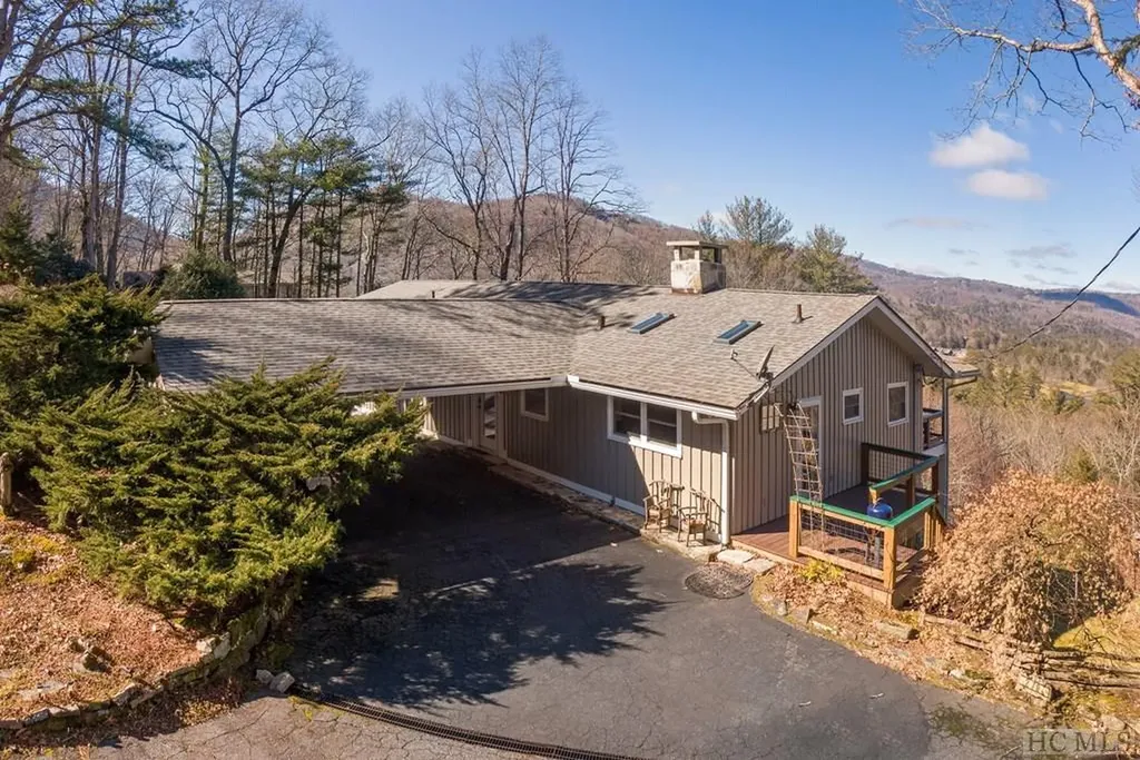 278 Golf View Road Sapphire NC 28774