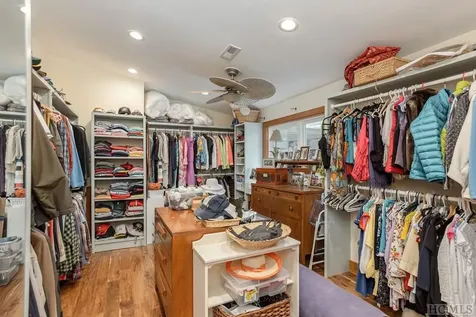 278 Golf View Road Sapphire NC 28774