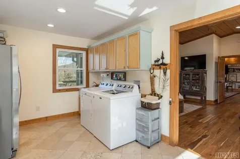 278 Golf View Road Sapphire NC 28774