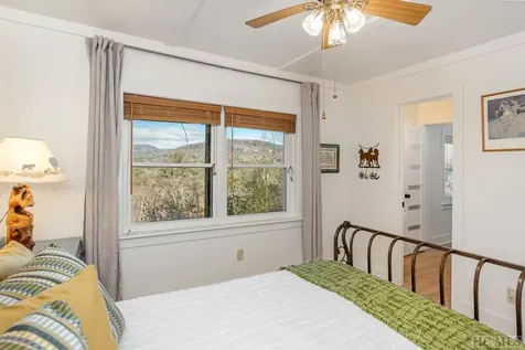 278 Golf View Road Sapphire NC 28774