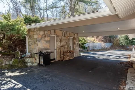 278 Golf View Road Sapphire NC 28774