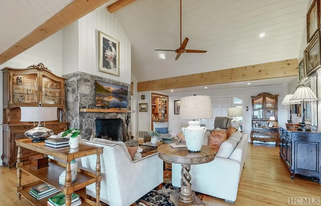 480 Flat Mountain Estates Road Highlands NC 28741
