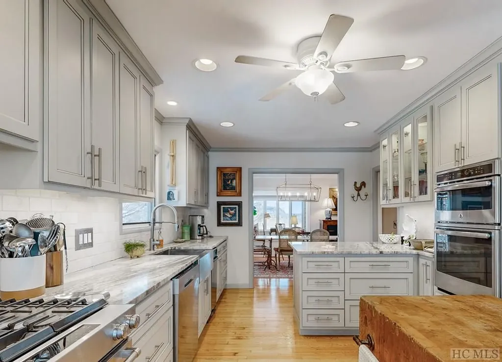 480 Flat Mountain Estates Road Highlands NC 28741