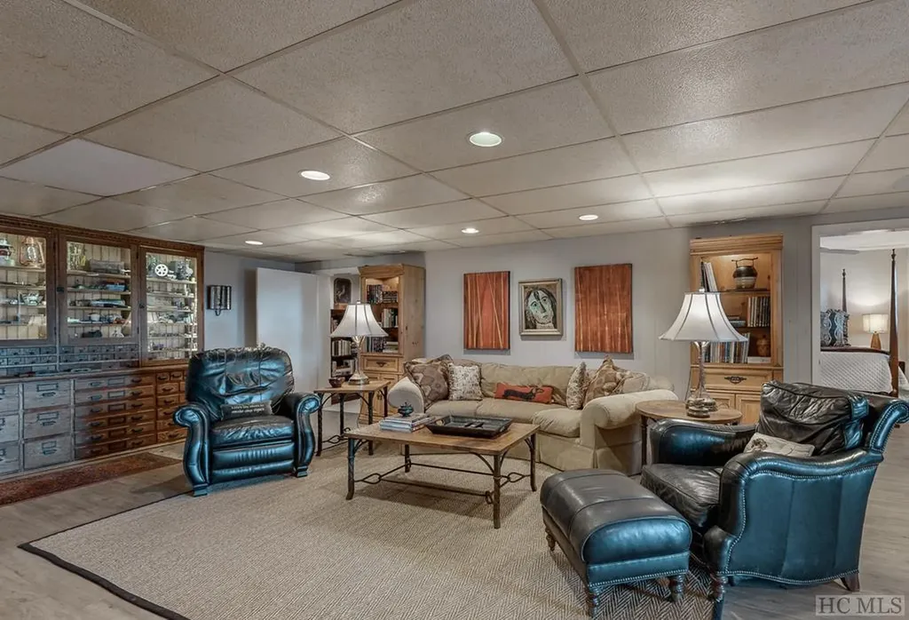 480 Flat Mountain Estates Road Highlands NC 28741