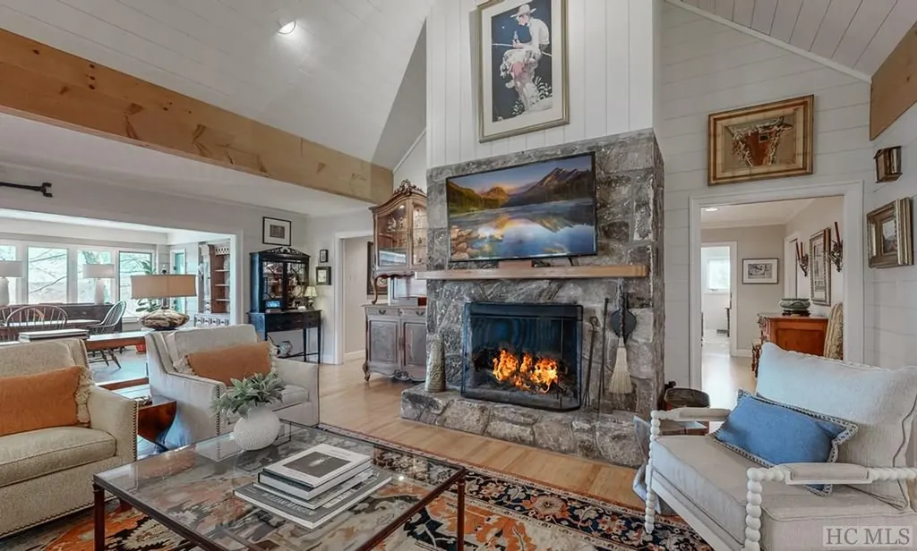 480 Flat Mountain Estates Road Highlands NC 28741