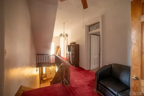 387 Main Street Franklin NC 28734