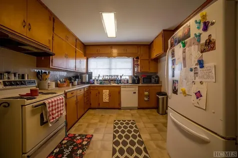 387 Main Street Franklin NC 28734