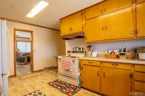 387 Main Street Franklin NC 28734