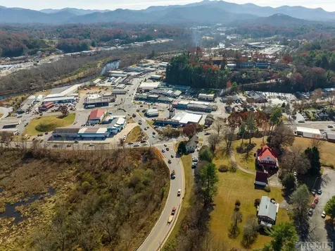 387 Main Street Franklin NC 28734