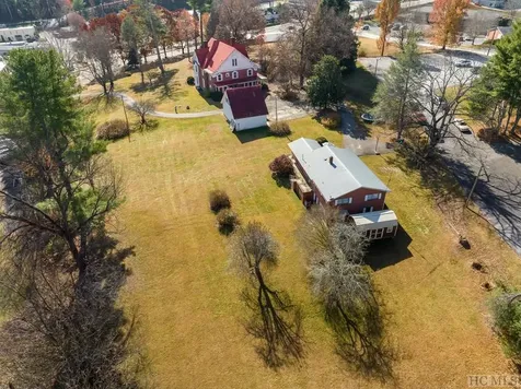 387 Main Street Franklin NC 28734