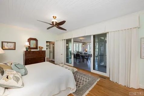209 Cardinal Lake Toxaway NC 28747
