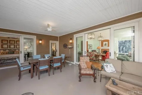 209 Cardinal Lake Toxaway NC 28747