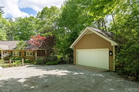 209 Cardinal Lake Toxaway NC 28747