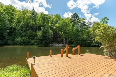 209 Cardinal Lake Toxaway NC 28747