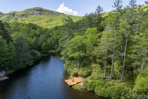 209 Cardinal Lake Toxaway NC 28747