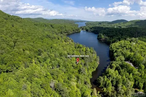 209 Cardinal Lake Toxaway NC 28747