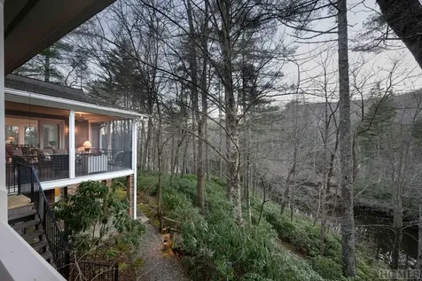 209 Cardinal Lake Toxaway NC 28747