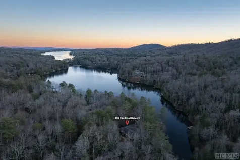 209 Cardinal Lake Toxaway NC 28747
