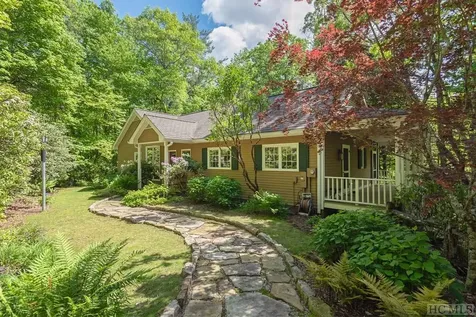 209 Cardinal Lake Toxaway NC 28747