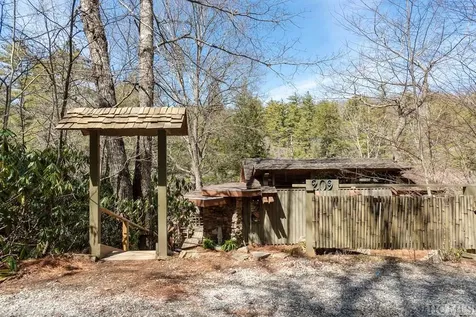 209 Lakeshore Drive Cullowhee NC 28723