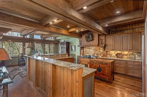 209 Lakeshore Drive Cullowhee NC 28723