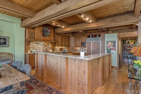 209 Lakeshore Drive Cullowhee NC 28723