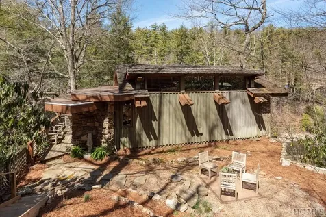 209 Lakeshore Drive Cullowhee NC 28723