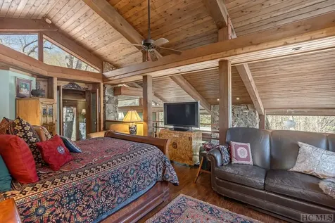 209 Lakeshore Drive Cullowhee NC 28723