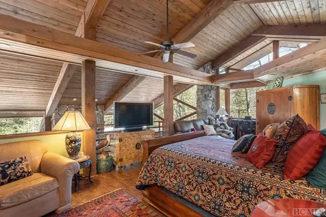 209 Lakeshore Drive Cullowhee NC 28723