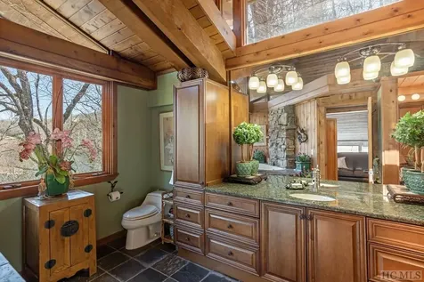 209 Lakeshore Drive Cullowhee NC 28723