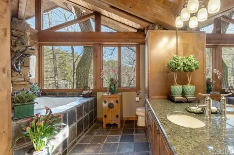 209 Lakeshore Drive Cullowhee NC 28723