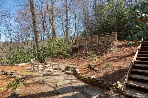 209 Lakeshore Drive Cullowhee NC 28723