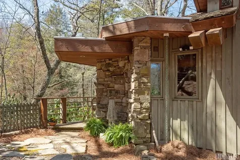 209 Lakeshore Drive Cullowhee NC 28723
