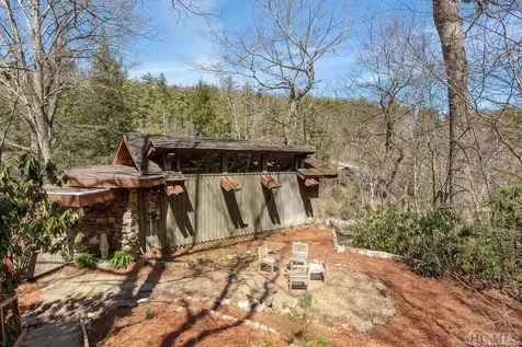 209 Lakeshore Drive Cullowhee NC 28723