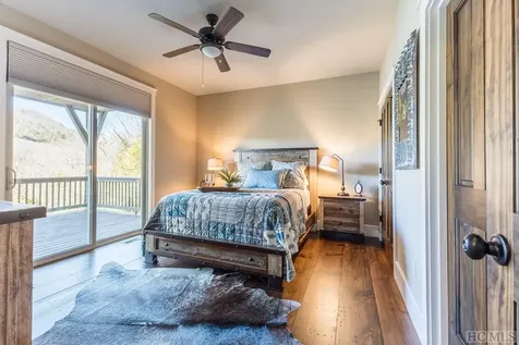 691 Maidenhaire Lane Sapphire NC 28774