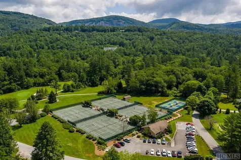 691 Maidenhaire Lane Sapphire NC 28774