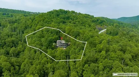199 W Rochester Drive Cashiers NC 28717