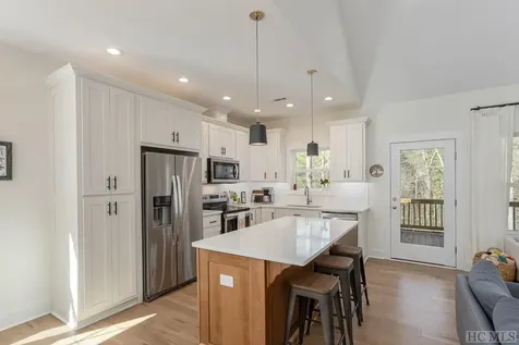 209 E Christy Trail Sapphire NC 28774