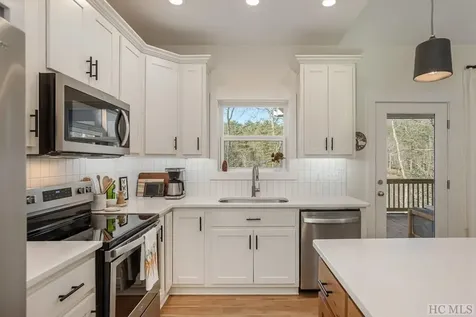209 E Christy Trail Sapphire NC 28774