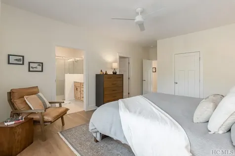 209 E Christy Trail Sapphire NC 28774