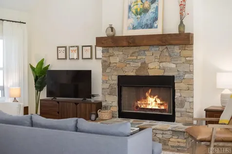 209 E Christy Trail Sapphire NC 28774