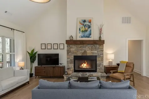 209 E Christy Trail Sapphire NC 28774