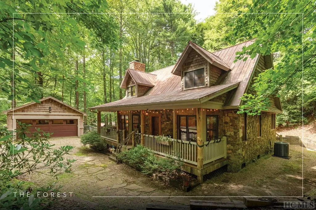 311 Dominion Road Cashiers NC 28717