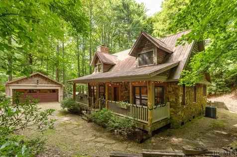 311 Dominion Road Cashiers NC 28717