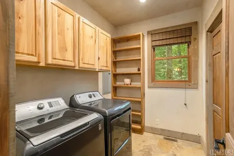 311 Dominion Road Cashiers NC 28717