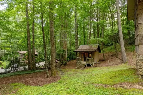 311 Dominion Road Cashiers NC 28717