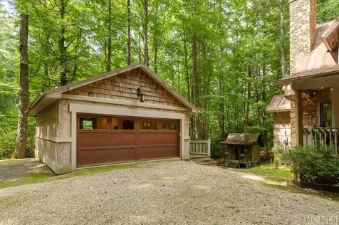 311 Dominion Road Cashiers NC 28717