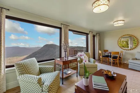 1131 Garnet Rock Trail Highlands NC 28741