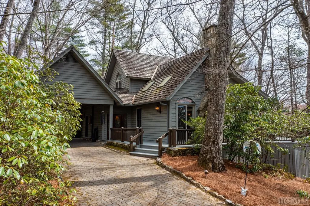 80 Upper Ridge Road Cashiers NC 28736