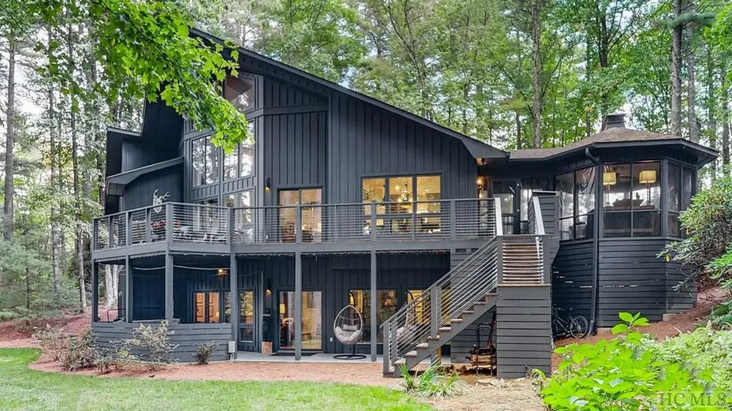 676 Stillmont Circle Cashiers NC 28717